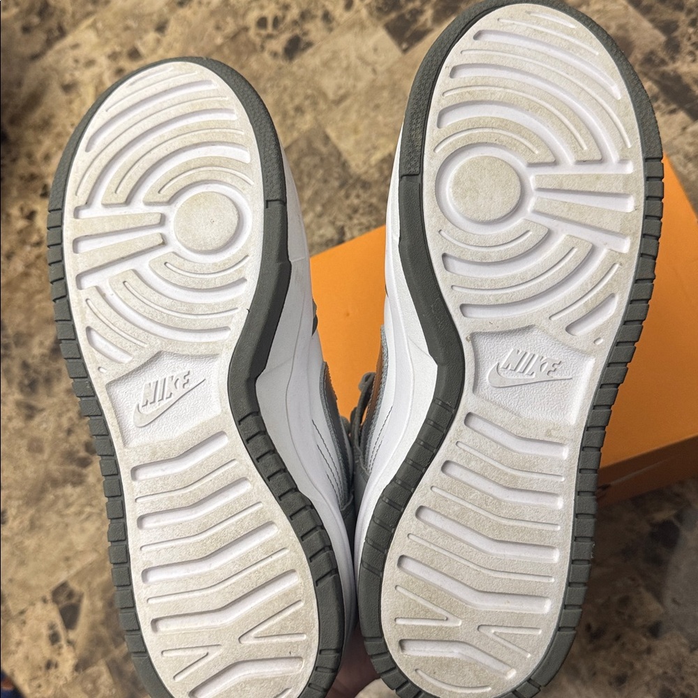 Women’s Nike Dunk High Up - Picture 4 of 6